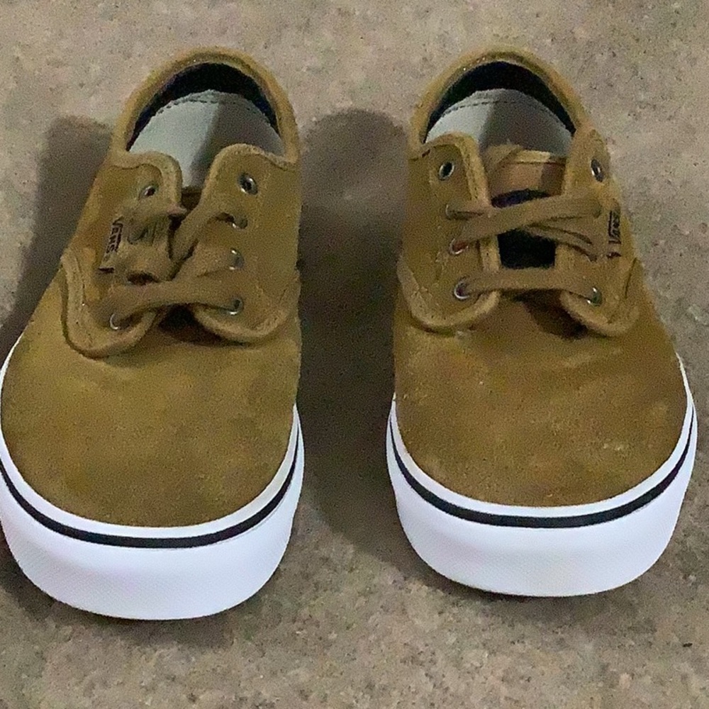 Vans Pro Suede Skate Shoe   721356 Youth US 4